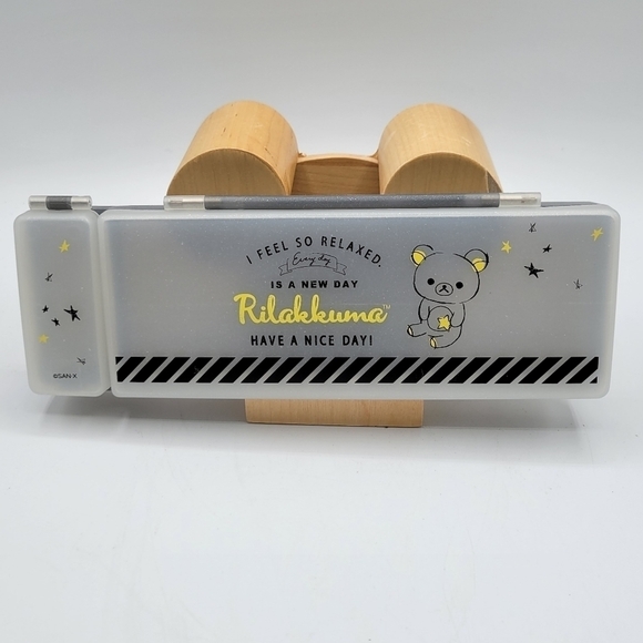 NWOT Rilakkuma Hard Cover Pencil Brush Case - Picture 1 of 10